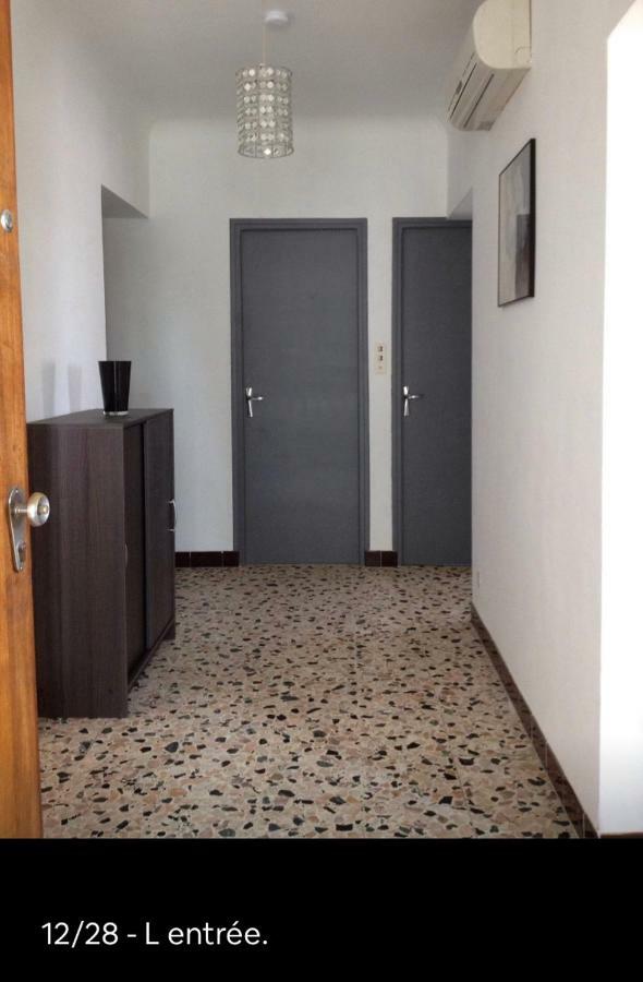 Appartement Tout Confort Avec Parking Ferme Arles Eksteriør bilde
